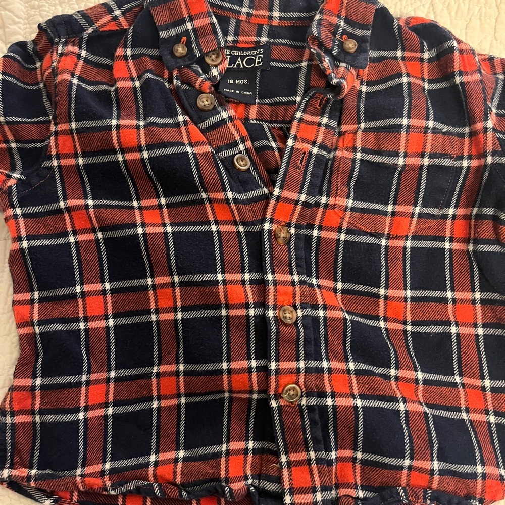 Very good condition 18 month button down flannel shirt.